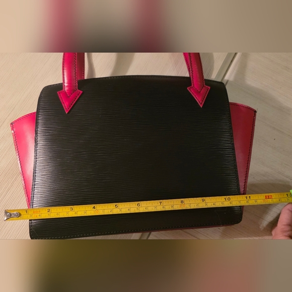 LOUIS VUITTON Louis Vuitton Varennes Handbag M52387 Epi Leather Noir Castilia... - Picture 7 of 15